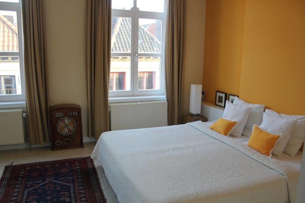 The Blue House Bed & Breakfast Bruges Exterior foto